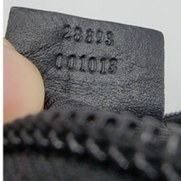 Gucci GG TOTE Bag - Picture 13 of 14